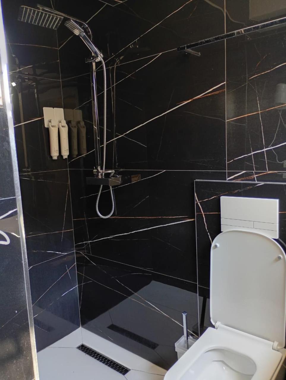 Boutique Artist Otel Tiran Dış mekan fotoğraf