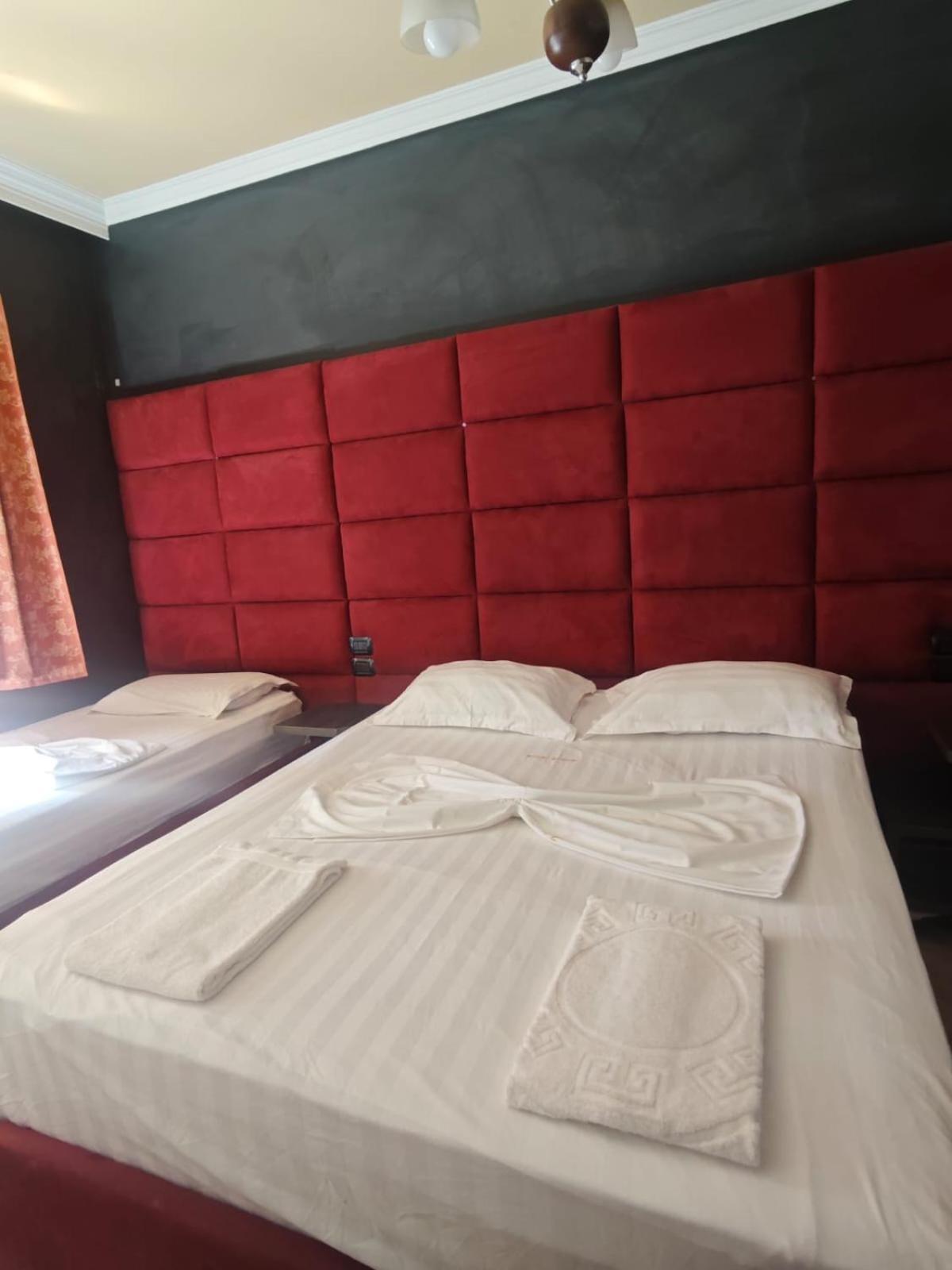 Boutique Artist Otel Tiran Dış mekan fotoğraf