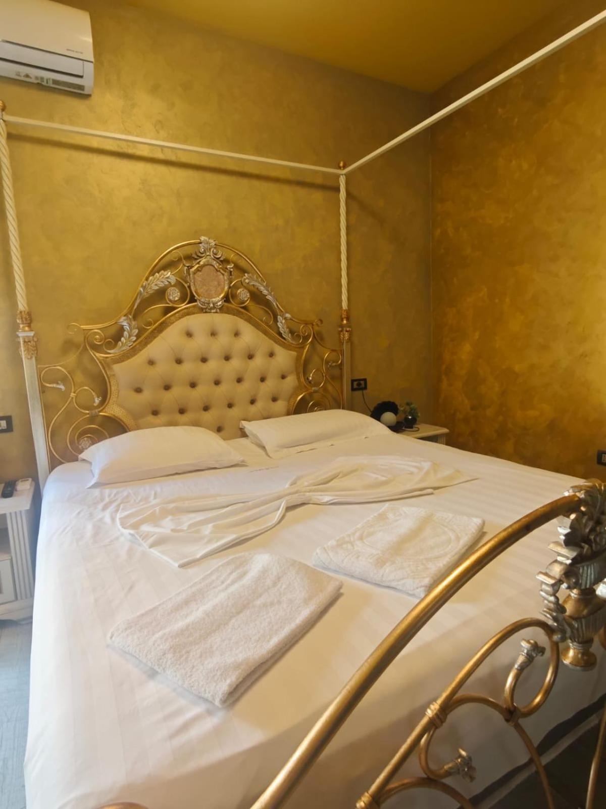 Boutique Artist Otel Tiran Dış mekan fotoğraf